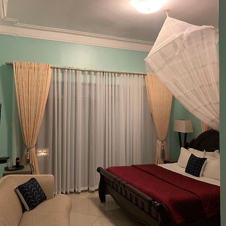 Lakepoint Villa 엔테베 외부 사진