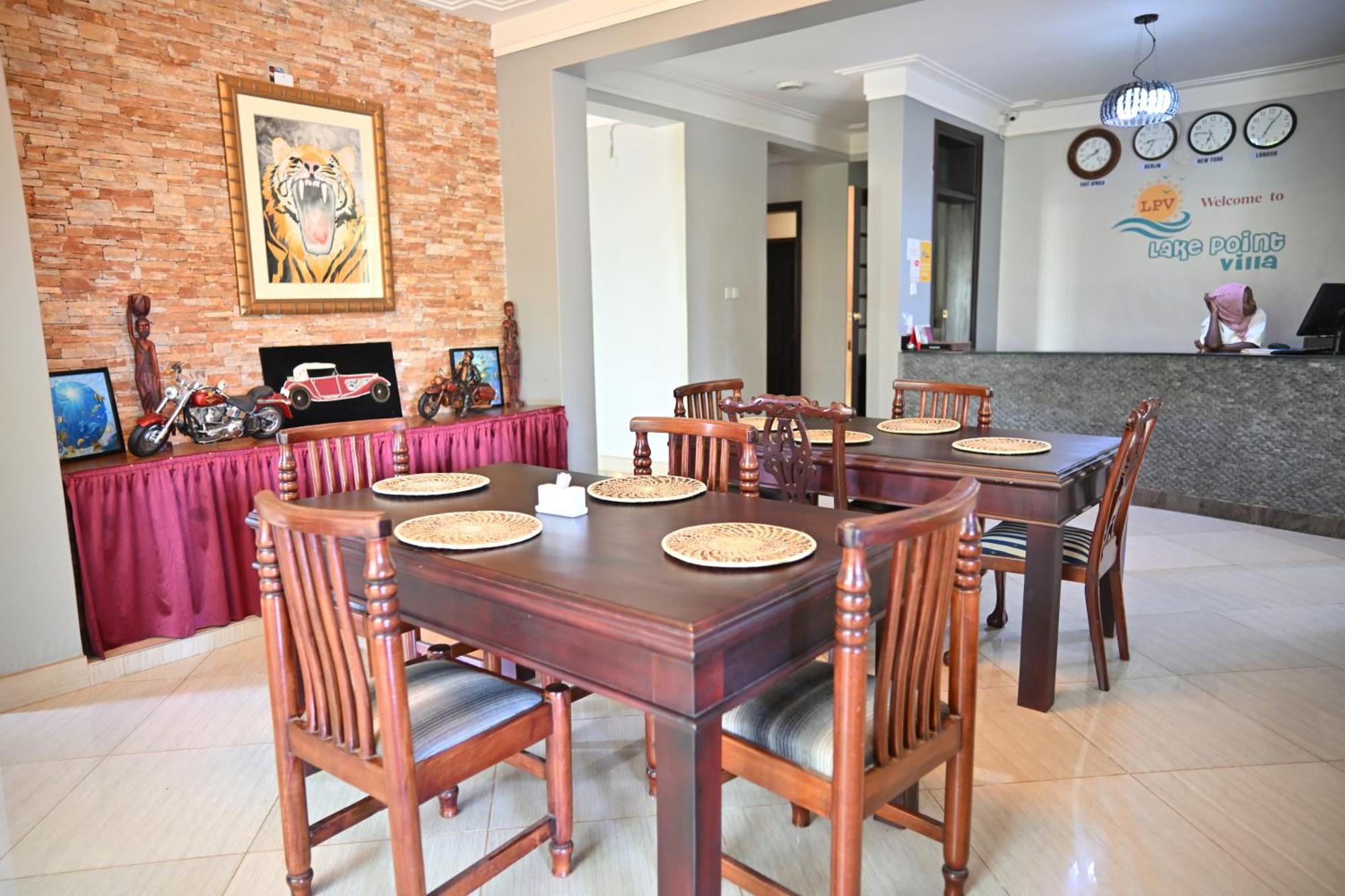 Lakepoint Villa 엔테베 외부 사진