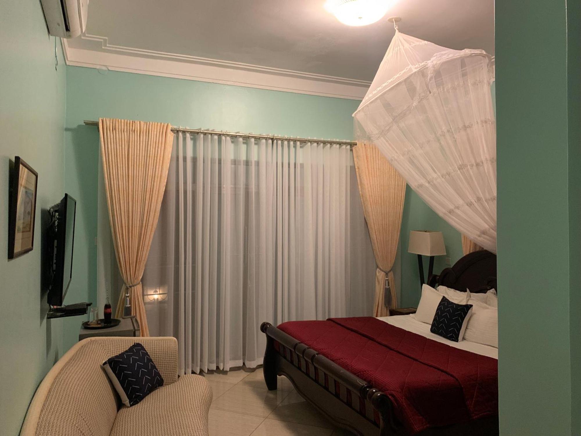 Lakepoint Villa 엔테베 외부 사진